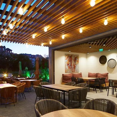 Hotel Amara Sugar 3*